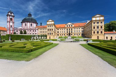 Jaromerice nad Rokytnou castle, Çek Cumhuriyeti. Güneşli gün