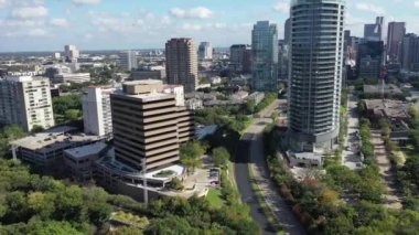 Dallas 'ın merkezinde gökyüzü manzarası