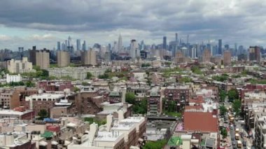 Bushwick Brooklyn Havalimanı 'nın videosu