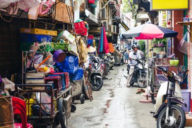 Vietnam 'da geleneksel sokak pazarı.