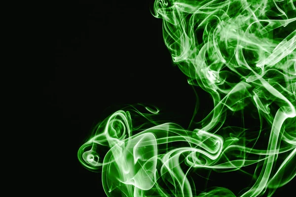 Green Smoke Isolated Black Gas Flow Shape Effect Artistic Color — Stock Photo, Image