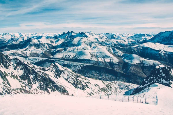 Alpes Françaises Paysage Hivernal Haut Fond Neige Pointe Montagne Couverte — Photo