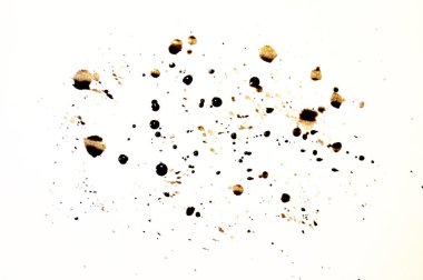 Siyah rimel vuruşu, beyaz makroda izole edilmiş..