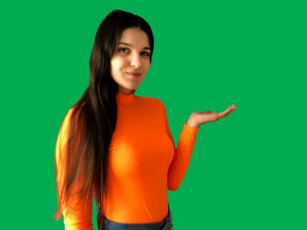 Menina Bonita Nova Com Cabelo Escuro Uma Camisola Laranja Brilhante — Fotografia de Stock