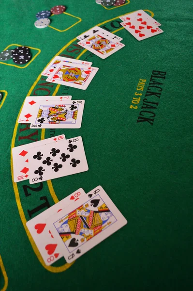 Poker Žetony Pokerovém Stole Kasinu — Stock fotografie