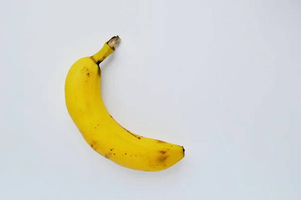 Banana Amarela Única Fundo Branco — Fotografia de Stock