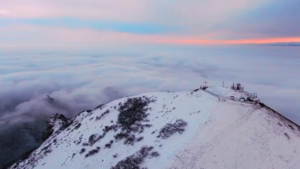 Montaña Beshtau Eleva Por Encima Las Nubes Flotantes Increíbles Colores — Vídeos de Stock