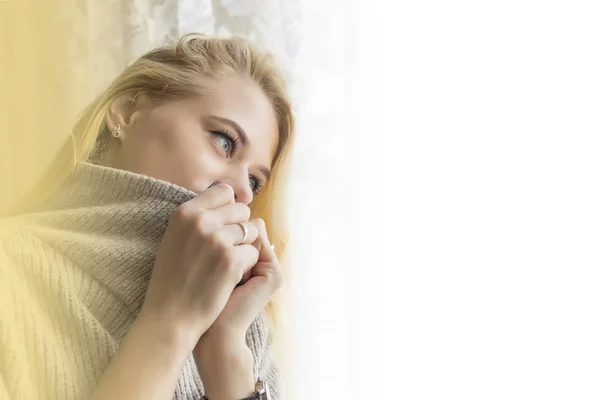 Meisje met blauwe ogen — Stockfoto