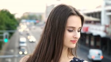 duygusal güzel bir kızın portresi