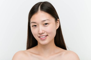 Genç güzel ve doğal asyalı bir kadının yakın çekim