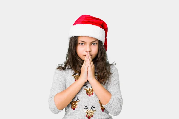 Little Girl Celebrating Christmas Day Holding Hands Pray Mouth Feels — Stock Photo, Image