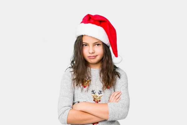 Bambina Che Celebra Giorno Natale Infelice Guardando Macchina Fotografica Con — Foto Stock