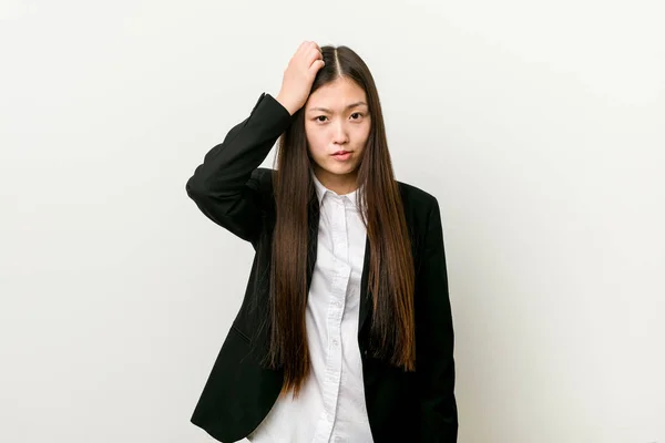 Jovem Mulher Negócios Chinesa Bonita Que Está Sendo Chocada Ela — Fotografia de Stock