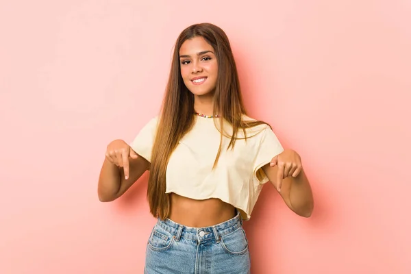 Young Slim Woman Points Fingers Positive Feeling — Stock Photo, Image