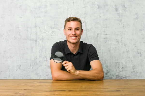 Young Handsome Man Holding Magnifying Glass Happy Smiling Cheerful — Stock Photo, Image