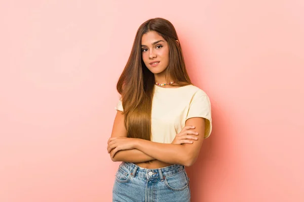 Young Slim Woman Who Feels Confident Crossing Arms Determination — Stock Photo, Image