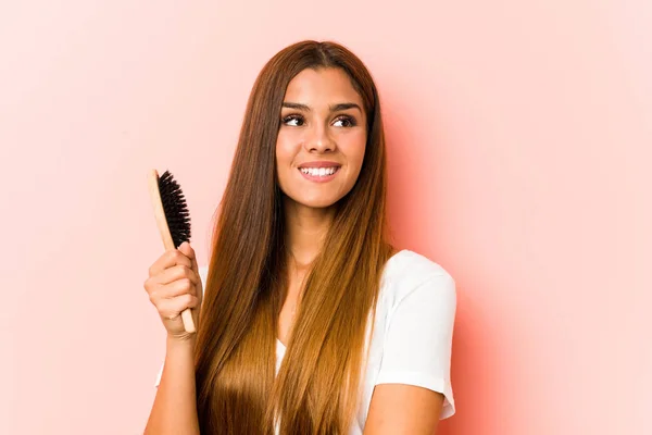 Young Caucasian Woman Holding Hairbrush Smiling Confident Crossed Arms — Stock Photo, Image