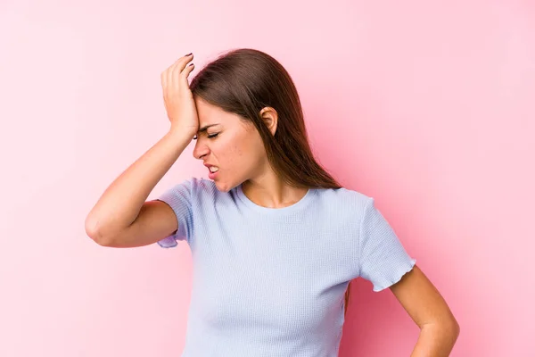 Giovane Donna Caucasica Con Indosso Abbigliamento Sci Isolato Dimenticando Qualcosa — Foto Stock