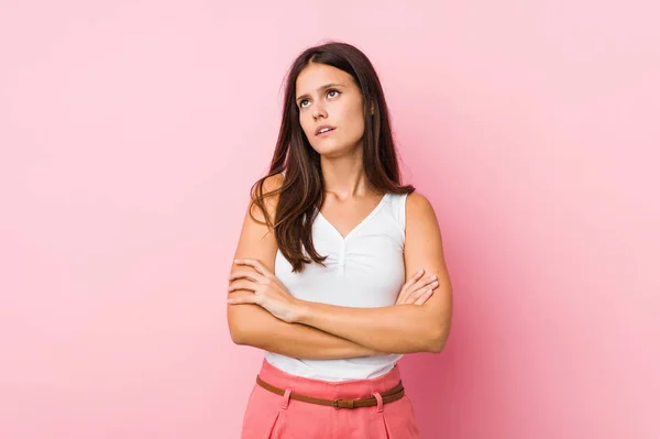 Junge Süße Frau Müde Von Einer Sich Wiederholenden Aufgabe — Stockfoto