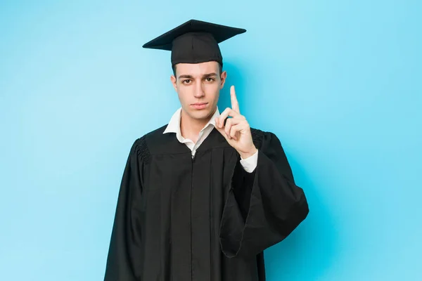 Ung Kaukasier Utexaminerad Man Visar Nummer Ett Med Finger — Stockfoto