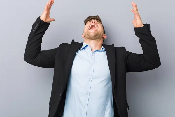 Young Handsome Caucasian Man Screaming Sky Looking Frustrated — Stock Photo, Image