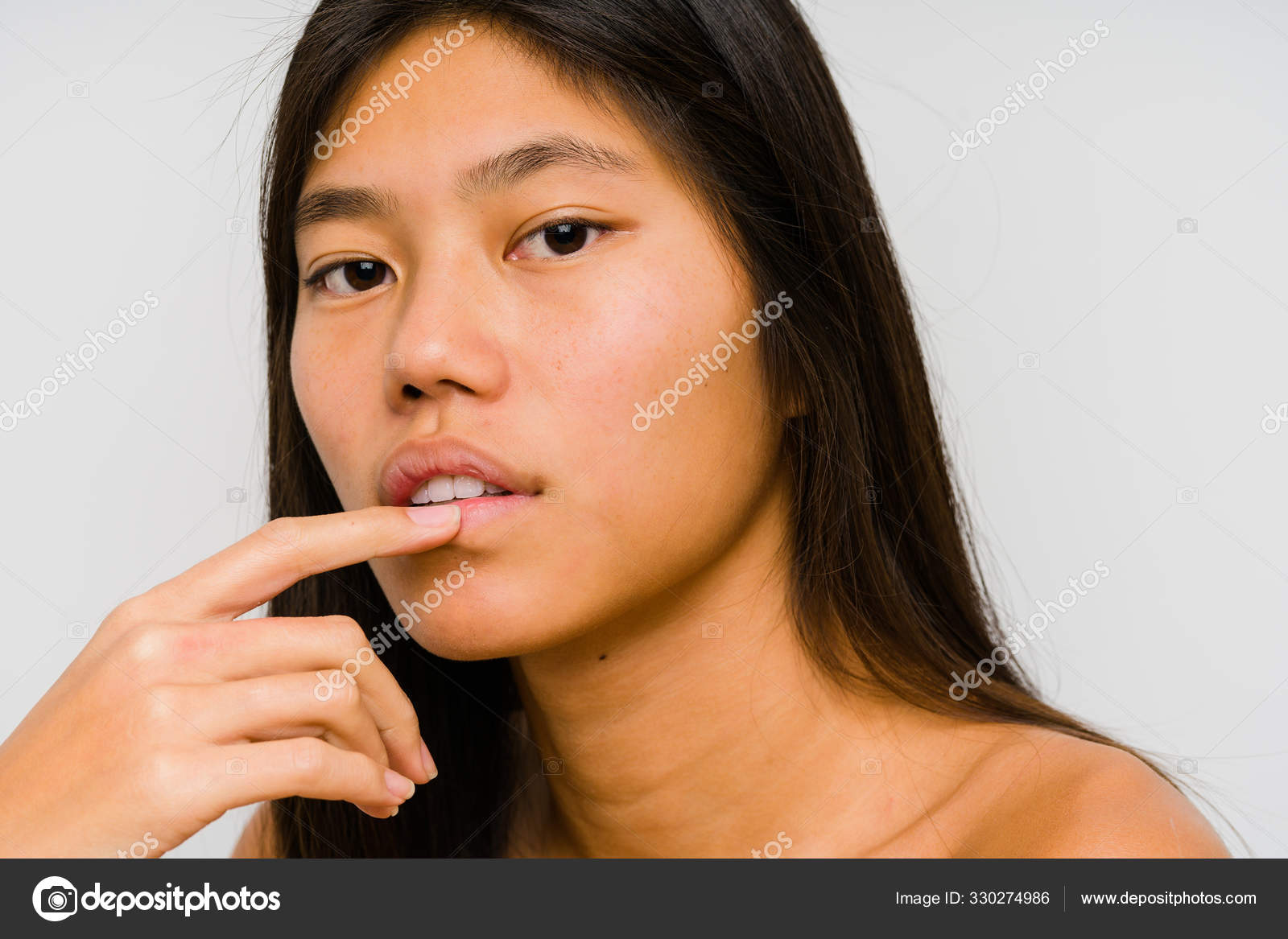 Junge Chinesin Nahaufnahme Isoliert Stockfotografie lizenzfreie