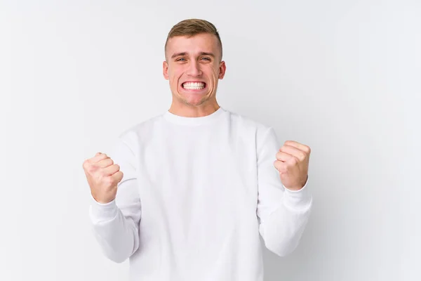 Молодий Білий Чоловік Білому Тлі Веселить Безтурботним Схвильованим Концепція Перемоги — стокове фото