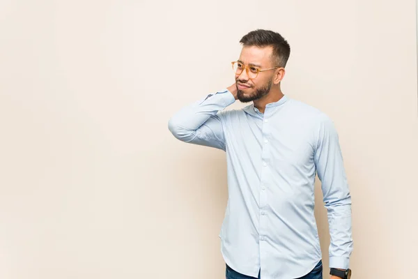 Young South Asian Business Man Touching Back Head Thinking Making — Stock Photo, Image