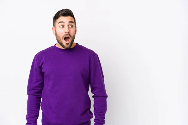 Young Caucasian Man White Background Isolated Being Shocked Because Something — Stock Photo, Image