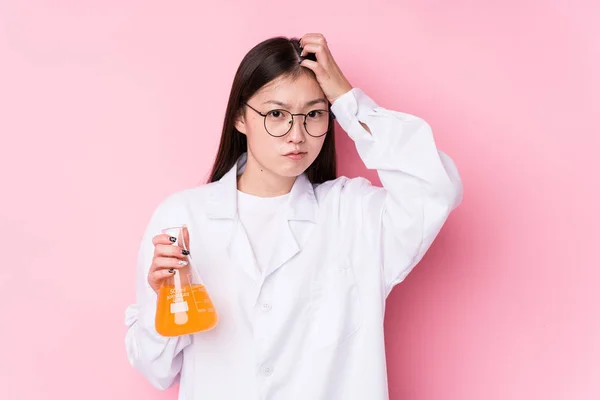 Mladá Čínská Vědkyně Byla Šoku Vzpomněla Důležité Setkání — Stock fotografie
