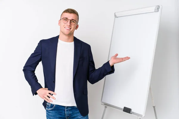 Young Coaching Man Showing White Board Showing Copy Space Palm — Stock Photo, Image