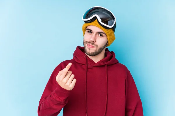 Jovem Caucasiano Vestindo Uma Roupa Esqui Isolado Apontando Com Dedo — Fotografia de Stock