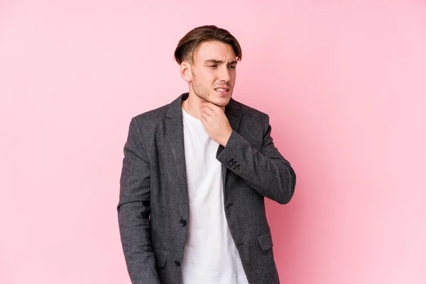 Junge Kaukasische Geschäftsmann Posiert Isoliert Leidet Schmerzen Hals Aufgrund Eines — Stockfoto