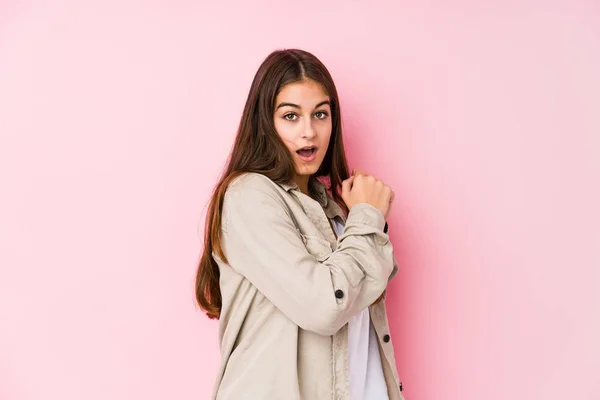 Young Caucasian Woman Posing Pink Background Scared Afraid — Stok fotoğraf