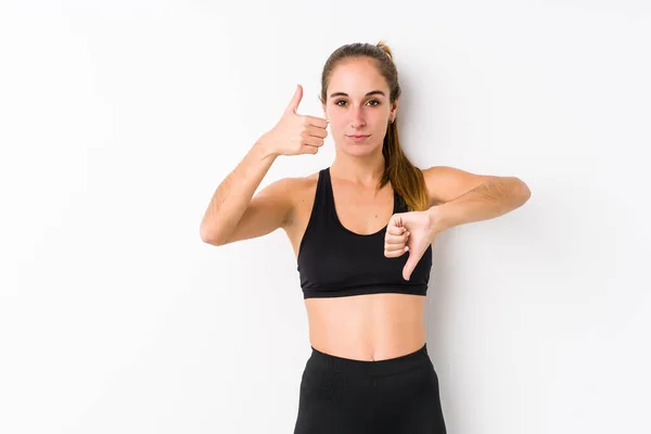 Young Caucasian Fitness Woman Posing White Background Showing Thumbs Thumbs — 스톡 사진