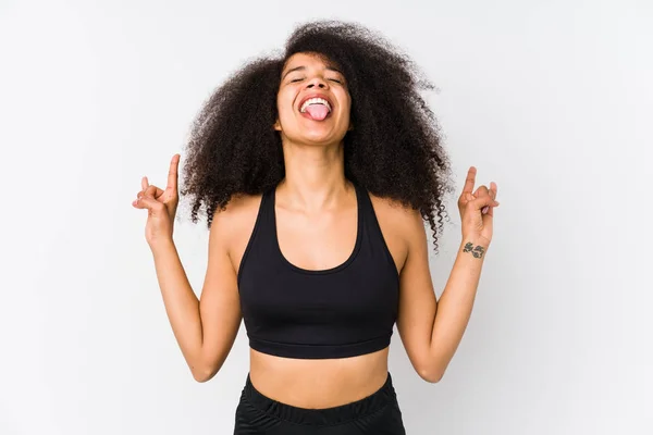 Young African American Sporty Woman Showing Rock Gesture Fingers — Stock Photo, Image