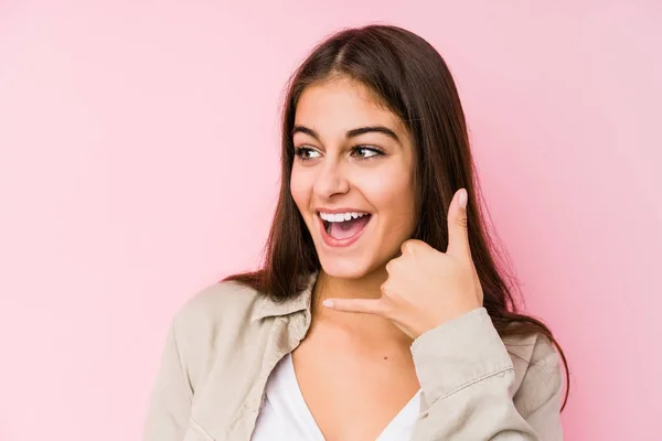 Young Caucasian Woman Posing Pink Background Showing Mobile Phone Call — 图库照片