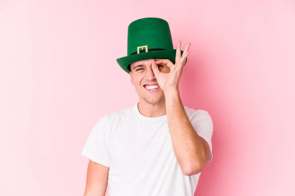 Young Caucasian Man Celebrating Saint Patricks Day Excited Keeping Gesture — ストック写真