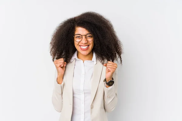 Jovem Mulher Negócios Afro Americana Torcendo Despreocupada Animada Conceito Vitória — Fotografia de Stock