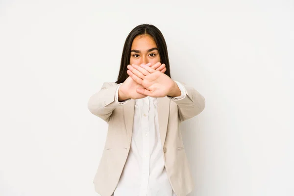 Mujer Joven Aislada Sobre Fondo Blanco Haciendo Gesto Negación —  Fotos de Stock