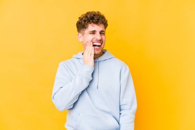  Güçlü bir diş ağrısı, azıdişi ağrısı..