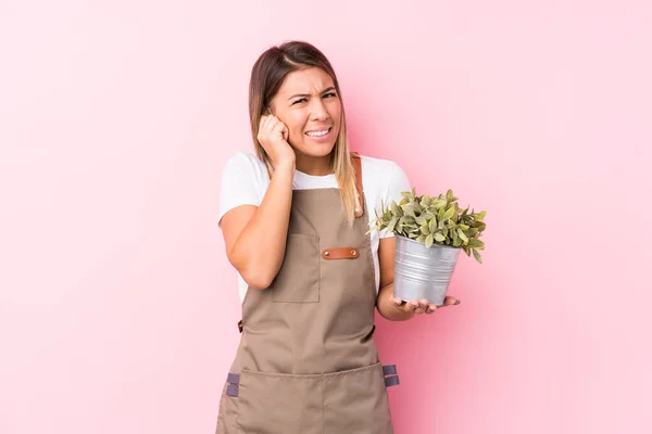 Young Gardener Caucasian Woman Isolated Covering Ears Hands — 스톡 사진