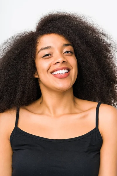 Jong Afro Vrouw Gezicht Close Geïsoleerd — Stockfoto