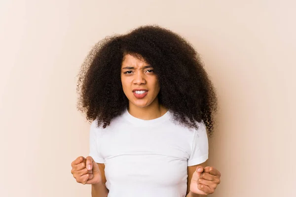 Jeune Femme Afro Américaine Bouleversée Hurlant Avec Les Mains Tendues — Photo