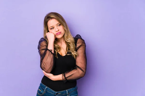 Young Caucasian Woman Isolated Purple Background Who Bored Fatigued Need — Stock Photo, Image