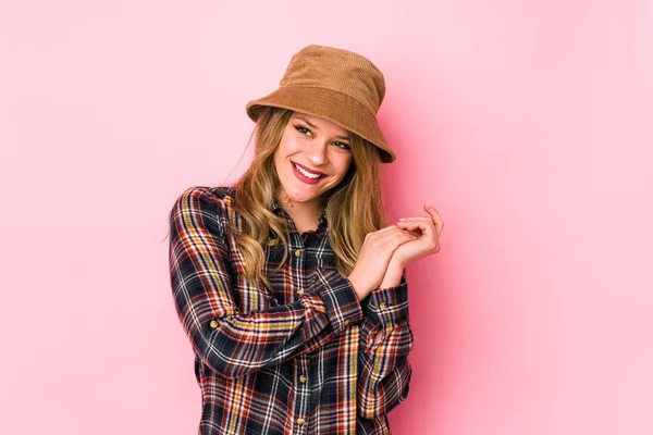 Young Caucasian Woman Wearing Hat Isolated Feeling Energetic Comfortable Rubbing — Stock Photo, Image