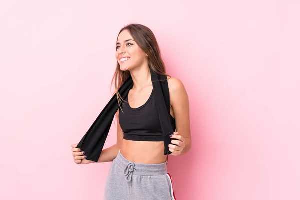 Young Caucasian Sporty Woman Holding Towel — Stock Photo, Image