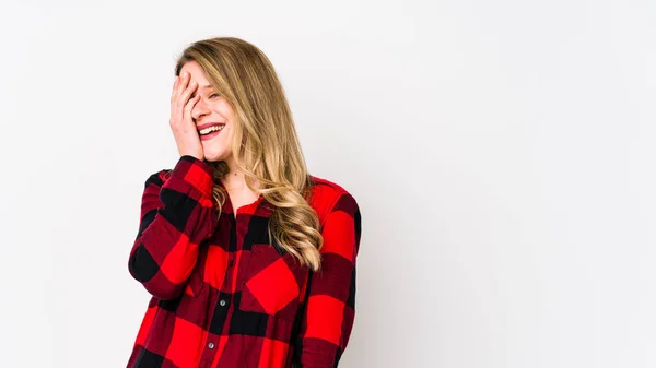 Joven Cauciasiana Aislada Sobre Fondo Blanco Riendo Feliz Despreocupada Emoción — Foto de Stock