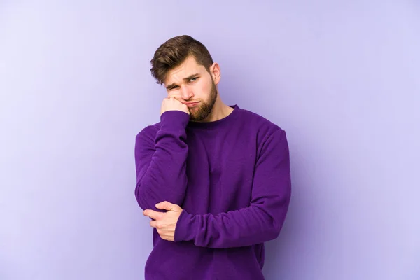 Young Caucasian Man Isolated Purple Background Who Feels Sad Pensive — Stock Photo, Image