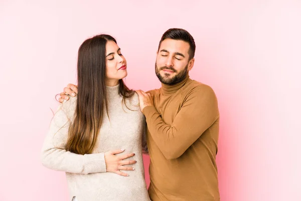 Young Caucasian Couple Isolated Touches Tummy Smiles Gently Eating Satisfaction — Stock Photo, Image
